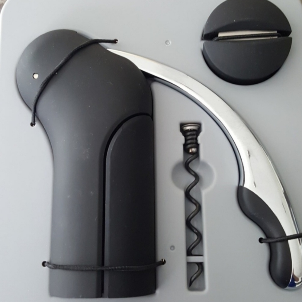 Kirkland Rabbit Corkscrew - Picture 2 of 2